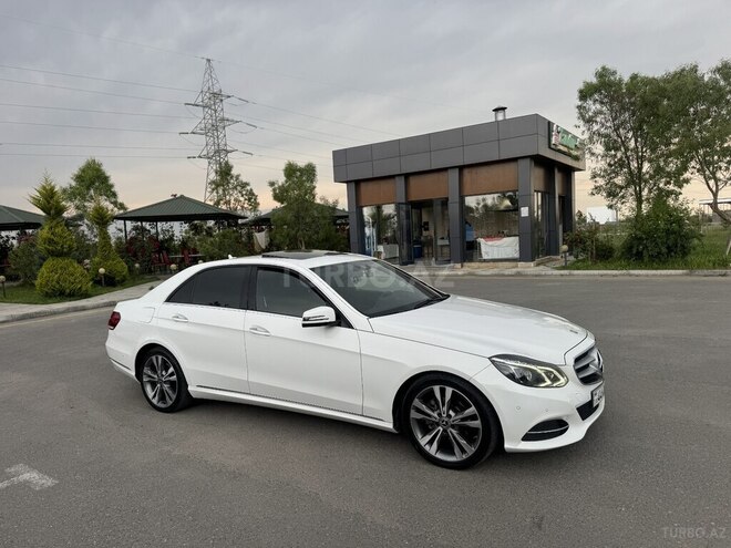 Mercedes E 220-3