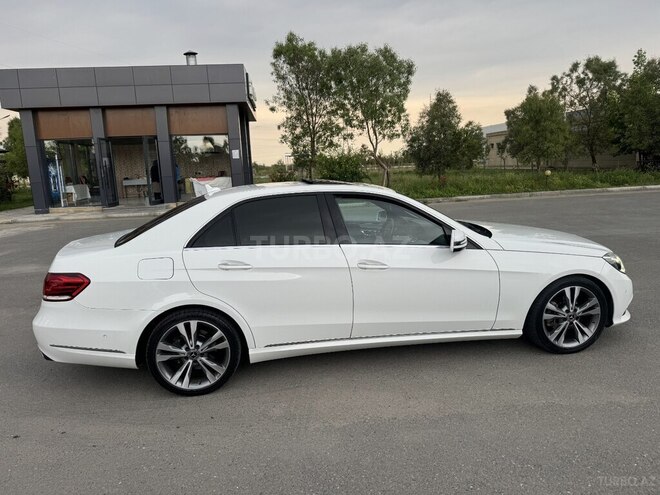 Mercedes E 220-4