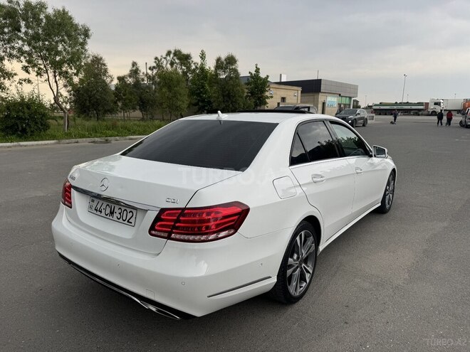 Mercedes E 220-8