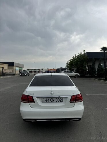 Mercedes E 220-9