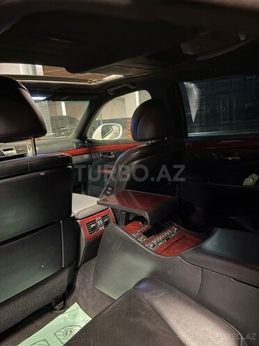 Lexus LS 460-14