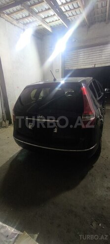 Hyundai i30-2