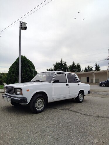 LADA (VAZ) 2107-2