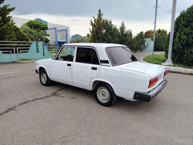 LADA (VAZ) 2107-5
