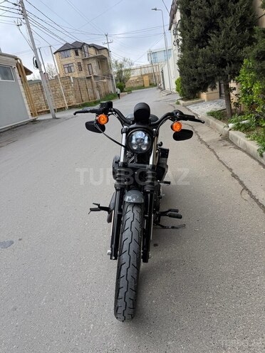 Harley-Davidson XL883N Sportster Iron 883-10