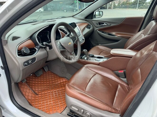 Chevrolet Malibu-12