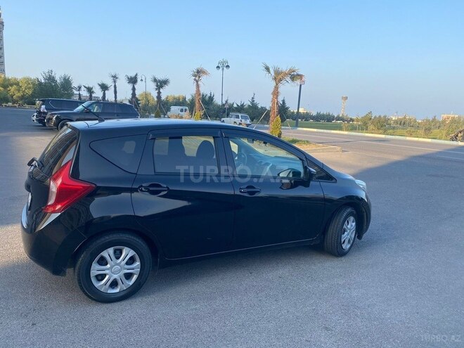 Nissan Note-2