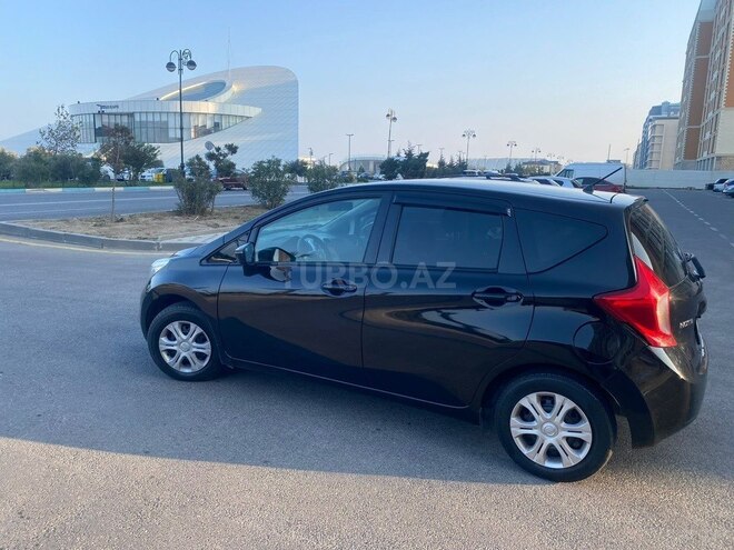 Nissan Note-5