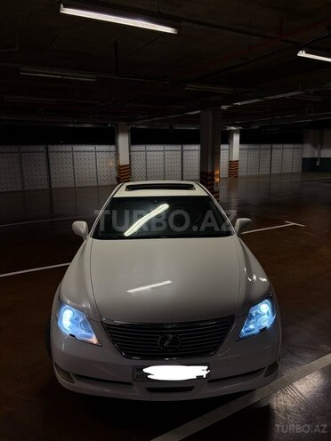 Lexus LS 460-2