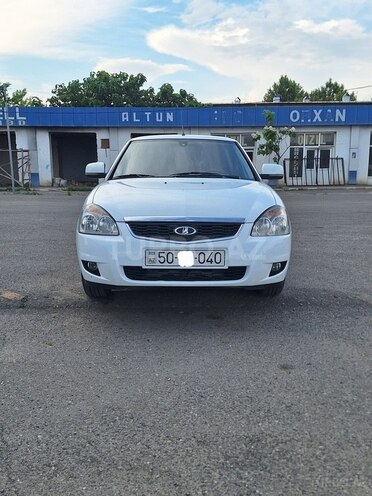 LADA (VAZ) Priora-1