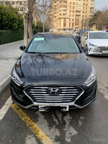 Hyundai Sonata-1
