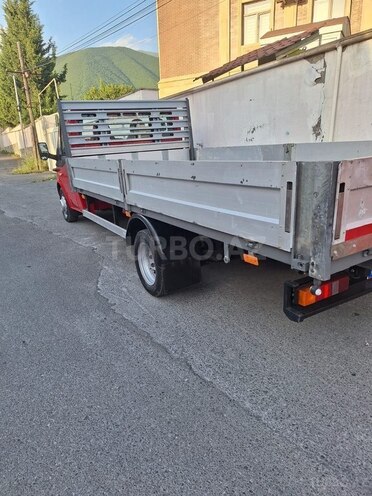 Ford Transit-6