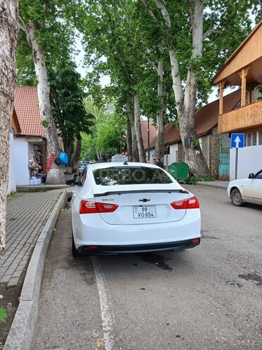 Chevrolet Malibu-2