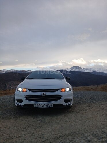 Chevrolet Malibu-8