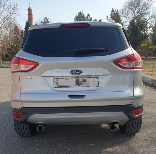 Ford Escape-2