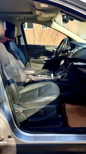Ford Escape-6