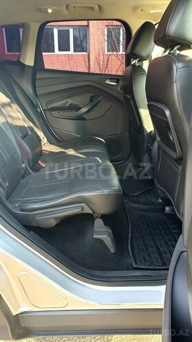 Ford Escape-9