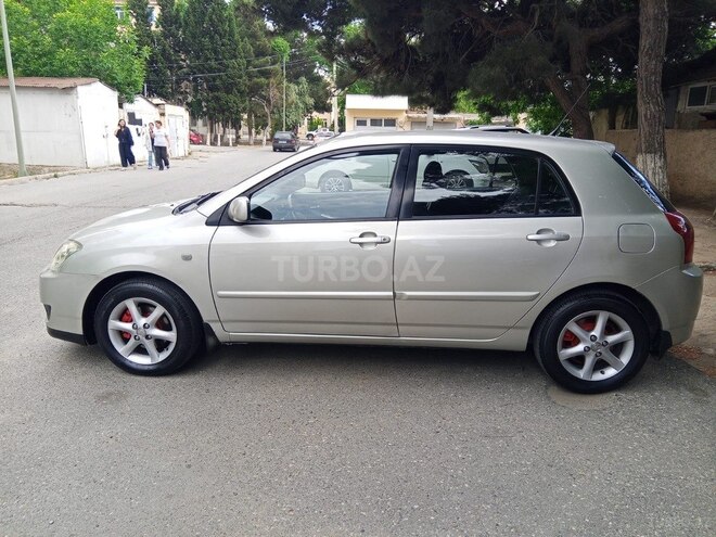 Toyota Corolla-4