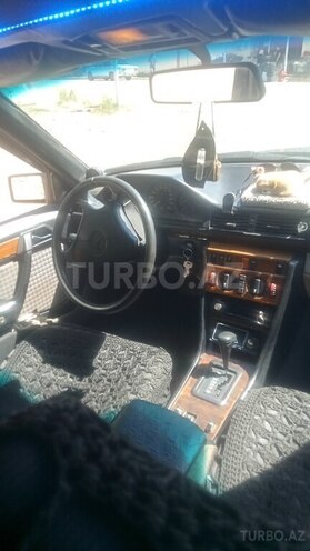 Mercedes 300 D-5