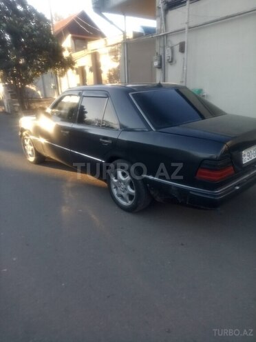 Mercedes 300 D-7