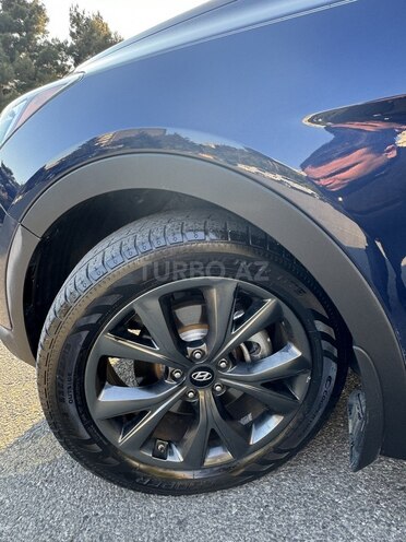 Hyundai Santa Fe-9