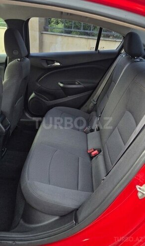 Chevrolet Cruze-6