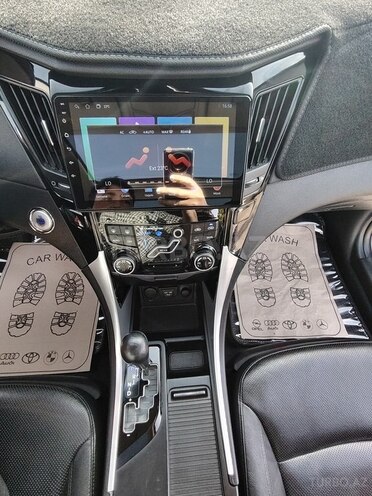Hyundai Sonata-9