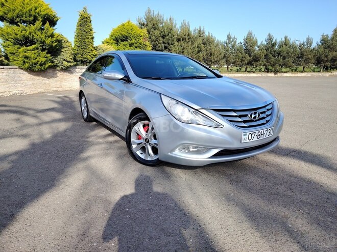 Hyundai Sonata-2