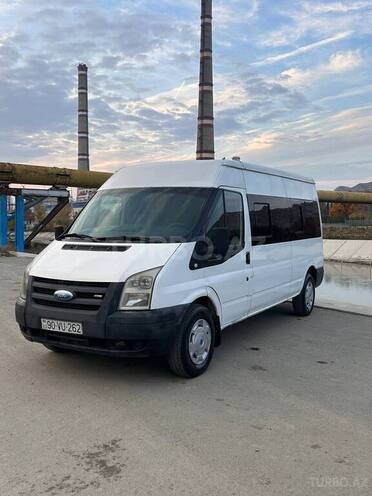 Ford Transit-1