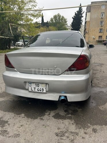 Kia Spectra-10