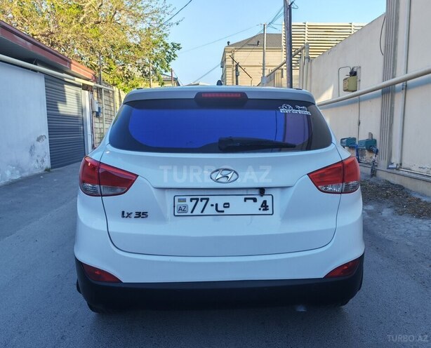 Hyundai ix35-5