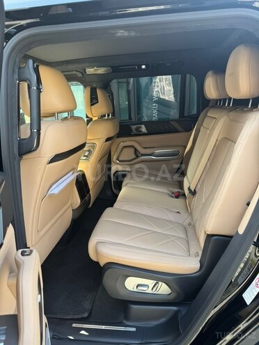 BYD Leopard 8-4