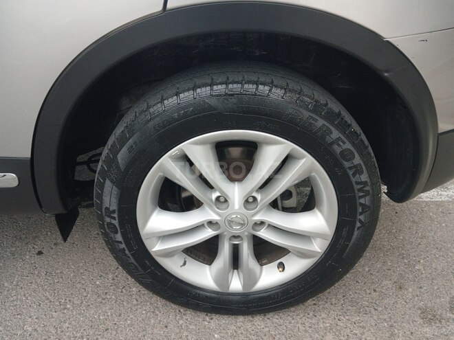 Nissan Qashqai-13