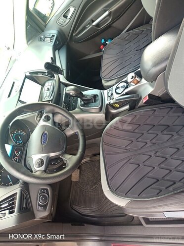 Ford Escape-12