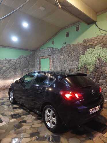 Opel Astra-4
