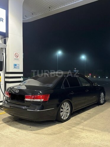 Hyundai Sonata-4