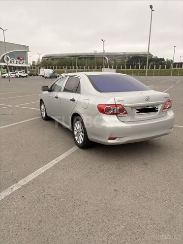 Toyota Corolla-5