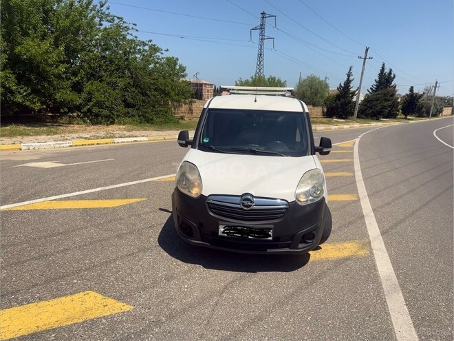 Opel Combo-1
