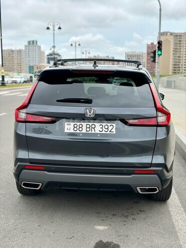 Honda CR-V-8