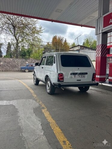 LADA (VAZ) Niva-4