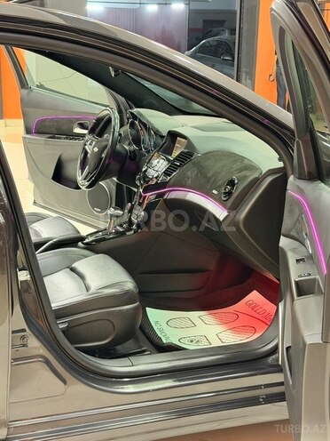 Chevrolet Cruze-19