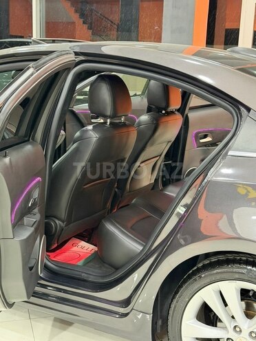 Chevrolet Cruze-28
