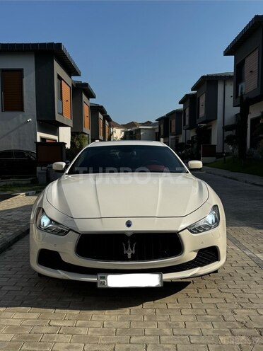 Maserati Ghibli-1