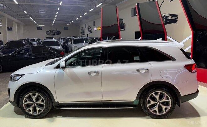 Kia Sorento-9