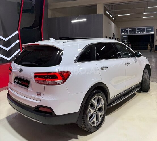 Kia Sorento-11