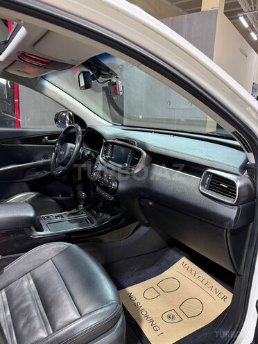 Kia Sorento-15