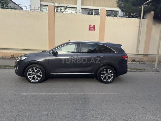 Kia Sorento-2