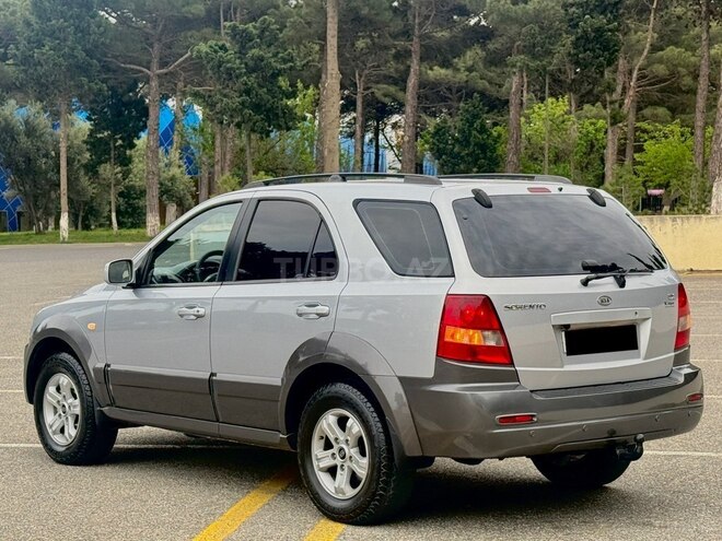 Kia Sorento-14