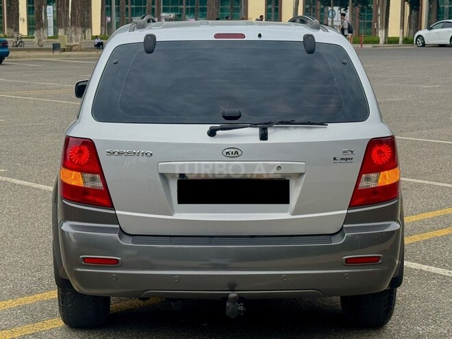Kia Sorento-12