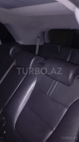 Kia Sorento-13